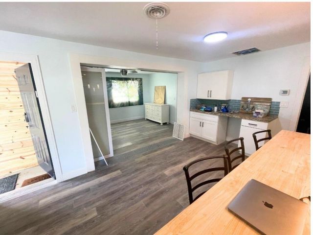 Home for rent at 1710 SW 6th Avenue - photo 6493078