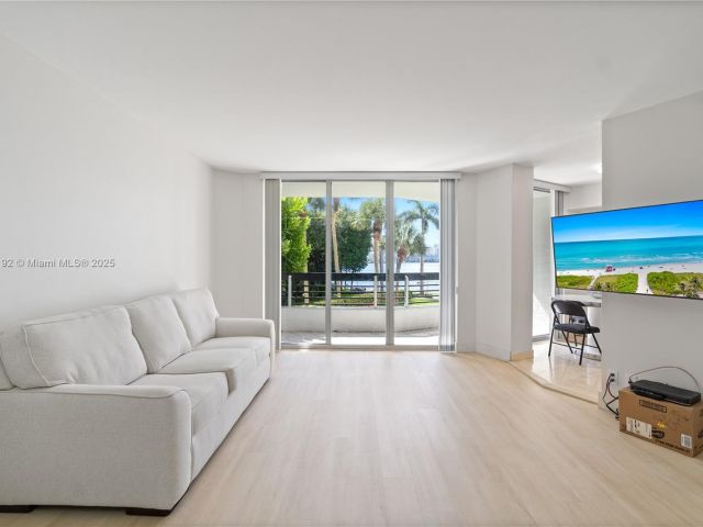 Apartment for sale  Unit #215 - photo 7457852