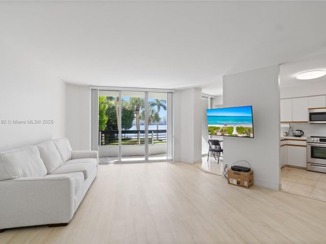 Apartment for sale  Unit #215 - photo 7457854