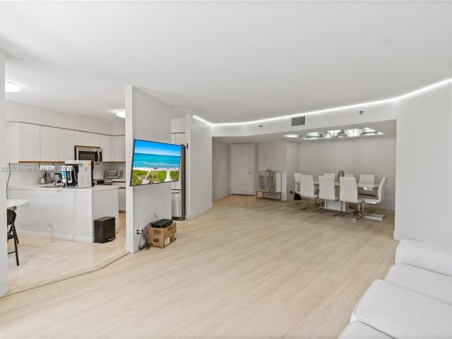 Apartment for sale  Unit #215 - photo 7457856