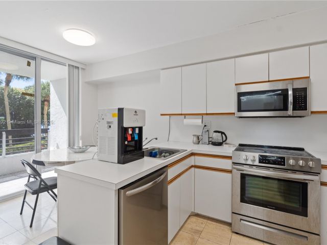 Apartment for sale  Unit #215 - photo 7457861