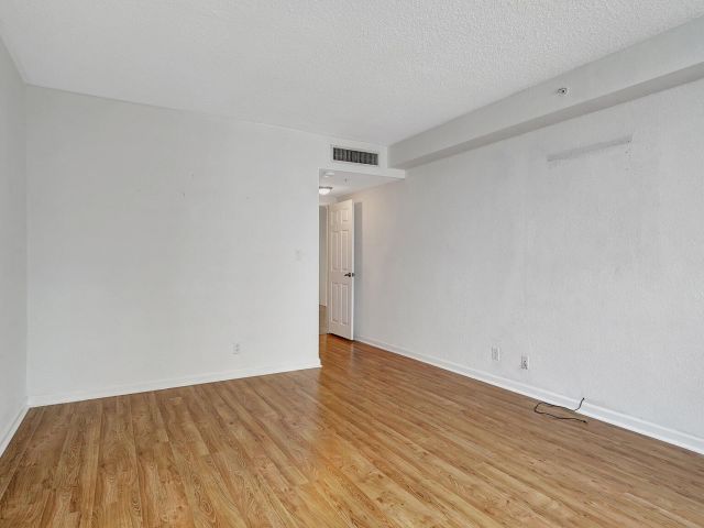 Apartment for sale  Unit #1108 - photo 6496089