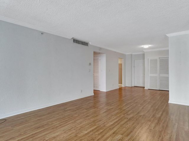 Apartment for sale  Unit #1108 - photo 6496097