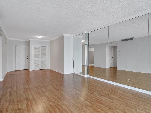 Apartment for sale  Unit #1108 - photo 6496098