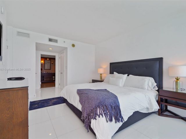 Apartment for rent  Unit #1204/1217 - photo 6497564