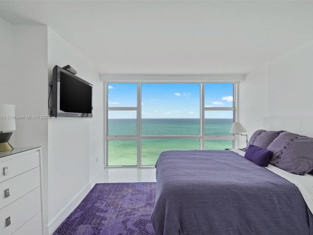 Apartment for rent  Unit #1204/1217 - photo 6497574