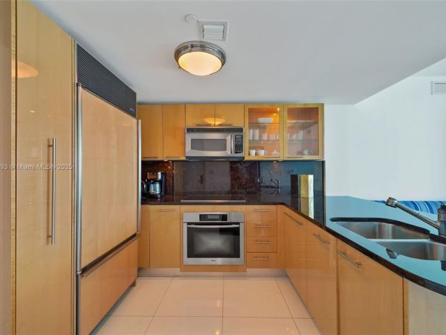 Apartment for rent  Unit #1204/1217 - photo 6497576