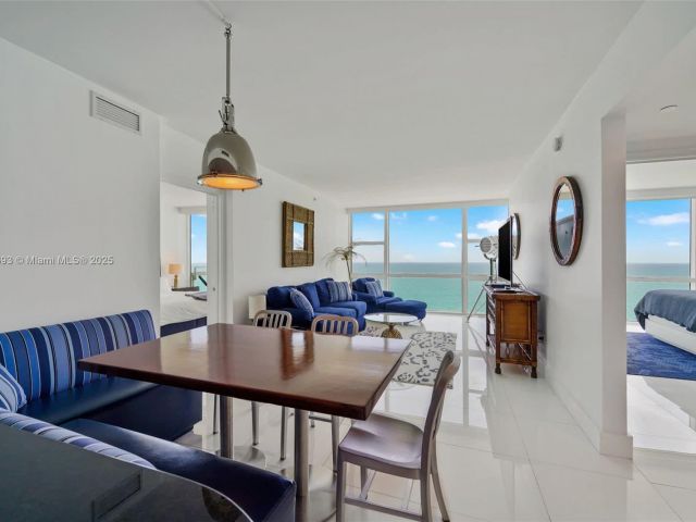 Apartment for rent  Unit #1204/1217 - photo 6497577