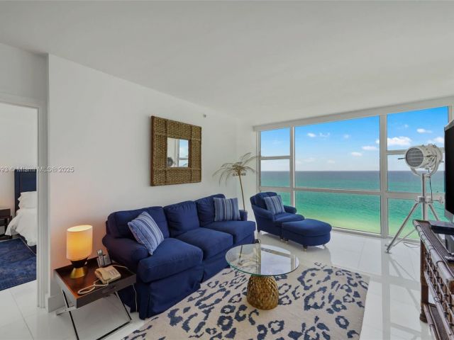 Apartment for rent  Unit #1204/1217 - photo 6497578