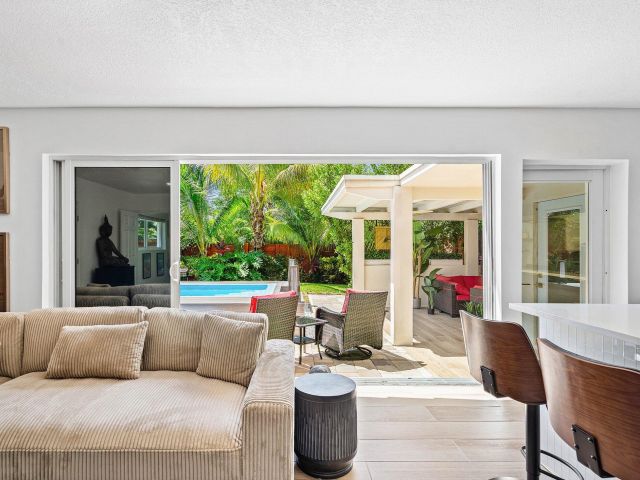 Home for sale at 2041 NE 30th Street - photo 6497088