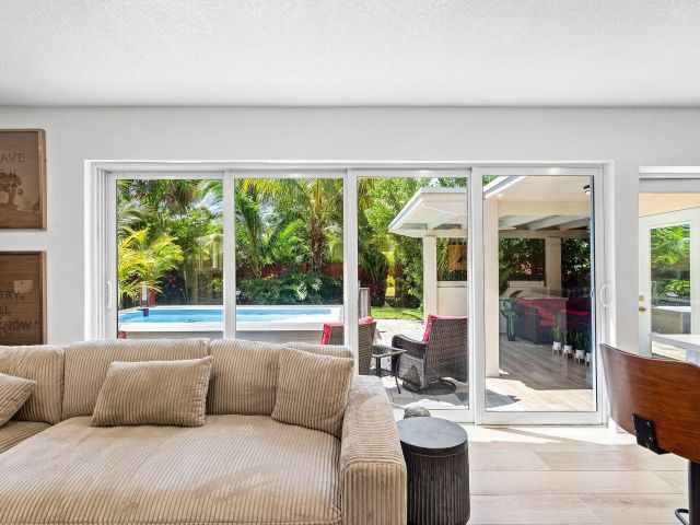 Home for sale at 2041 NE 30th Street - photo 6497090