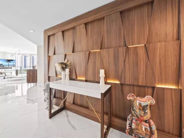 3-bedroom condo for sale in Sunny Isles Beach - 300 Sunny Isles Blvd 4-902 - MondialRealty