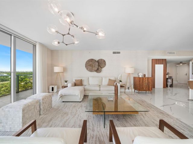 Apartment for sale  Unit #4-902 - photo 6496338