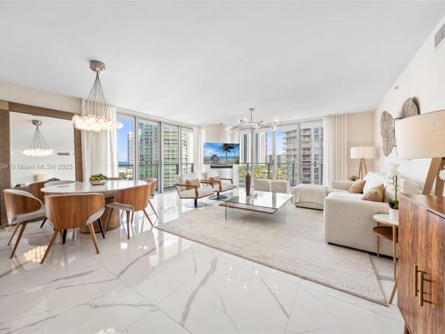 Apartment for sale  Unit #4-902 - photo 6496357