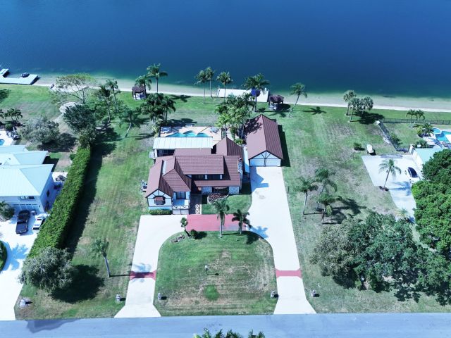 Home for sale at 8789 Wendy Lane S - photo 6506465