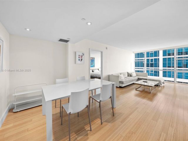 Apartment for sale  Unit #Door1409 (deed 1401) - photo 7262658