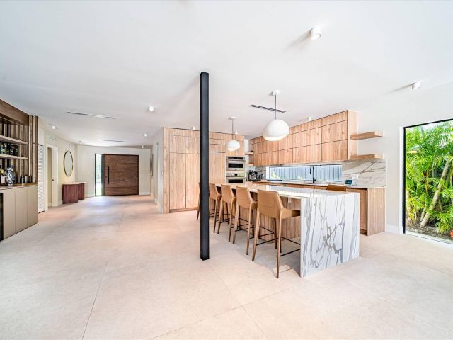 Home for sale at 7610 Bayside Lane - photo 6504297