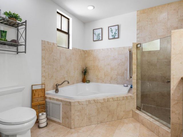 Home for rent at 507 SW 17th Street - photo 6497105