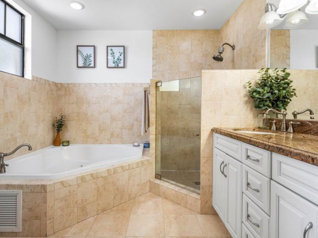 Home for rent at 507 SW 17th Street - photo 6497106