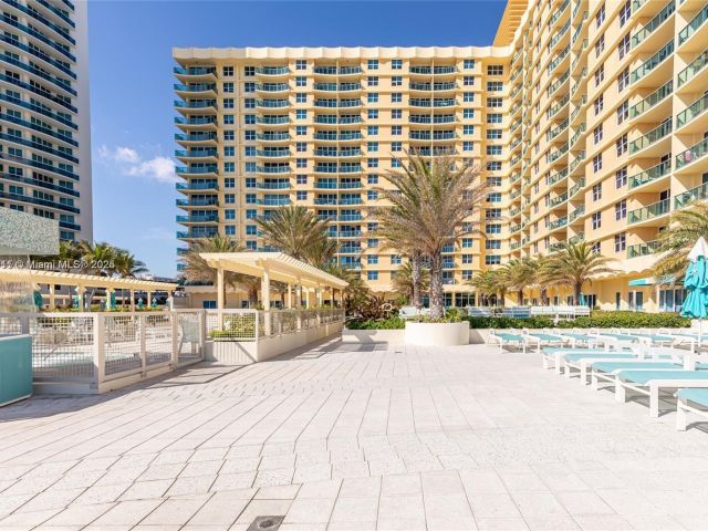 Apartment for sale  Unit #1418 - photo 7477832