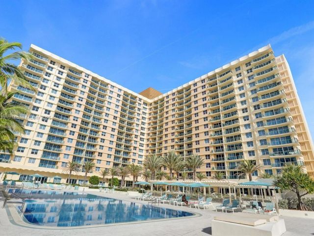 Apartment for sale  Unit #1418 - photo 7477837