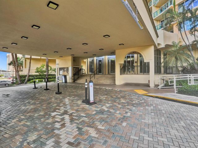 Apartment for sale  Unit #1418 - photo 7477839