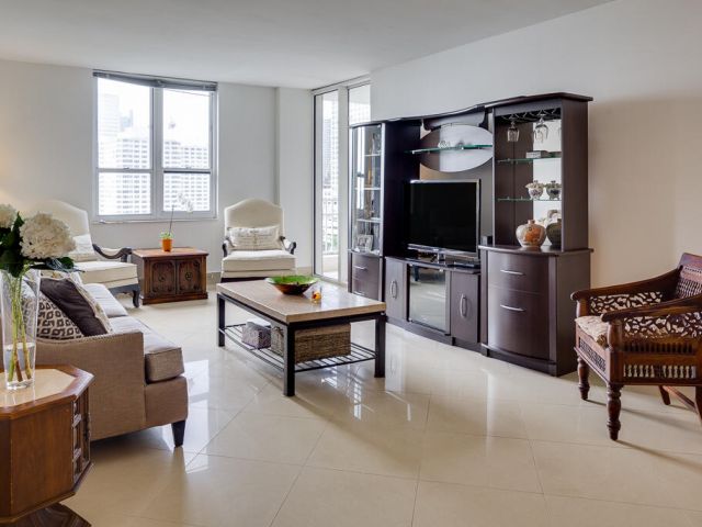 Apartment for rent  Unit #1003 - photo 6498141