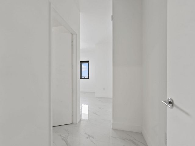 Apartment for sale  Unit #3002 - photo 6498613