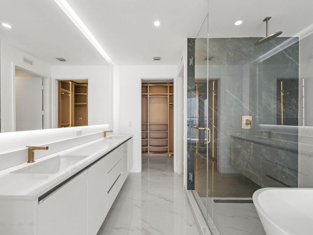 Apartment for sale  Unit #3002 - photo 6498618