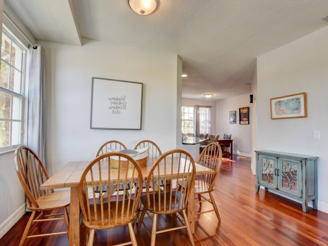 Home for rent at 290 NE 5th Avenue 1 - photo 6505014