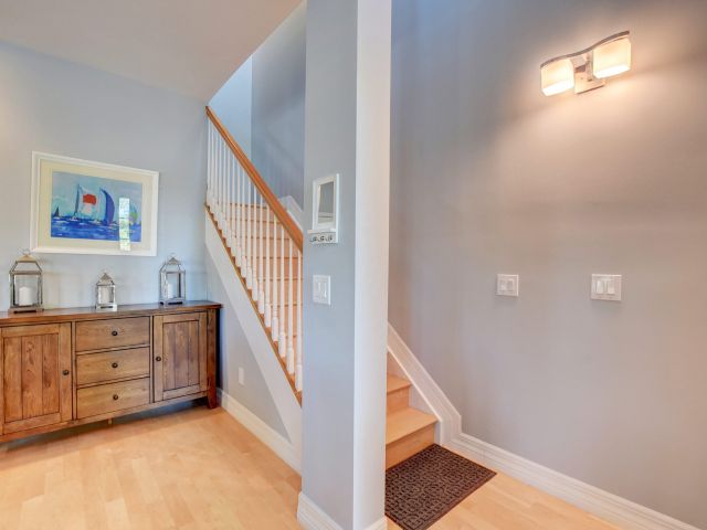 Home for rent at 290 NE 5th Avenue 1 - photo 6505019