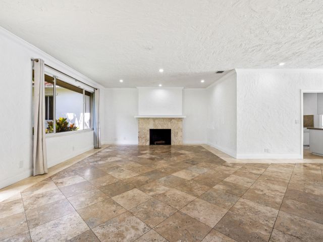 Home for rent at 247 Plymouth Road - photo 6506385