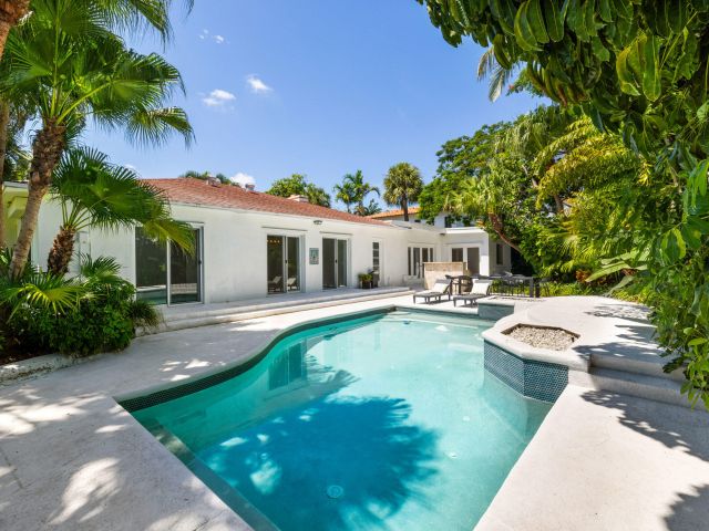 Home for rent at 247 Plymouth Road - photo 6506390