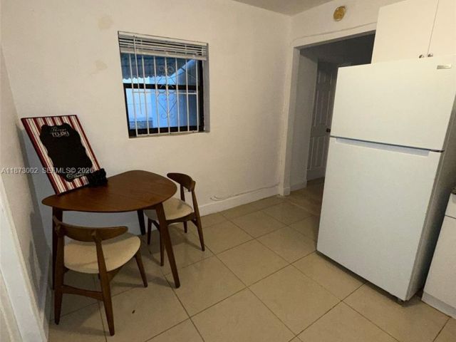 4-bedroom home for rent in Miami - 282 NW 98th St - MondialRealty