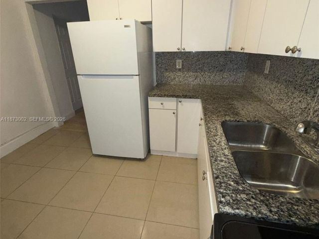 4-bedroom home for rent in Miami - 282 NW 98th St - MondialRealty