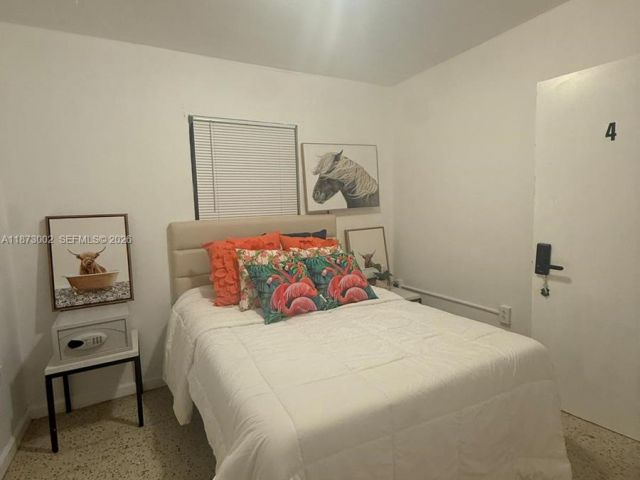 4-bedroom home for rent in Miami - 282 NW 98th St - MondialRealty