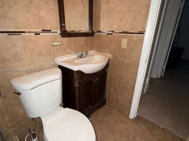 4-bedroom home for rent in Miami - 282 NW 98th St - MondialRealty