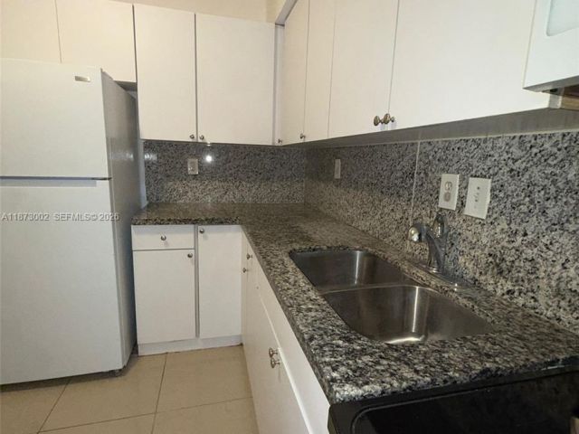 4-bedroom home for rent in Miami - 282 NW 98th St - MondialRealty
