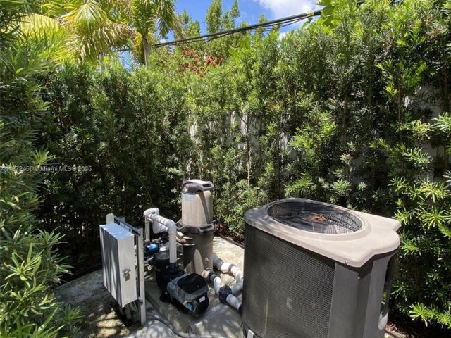 Home for sale at 343 S 190th St - photo 6537346