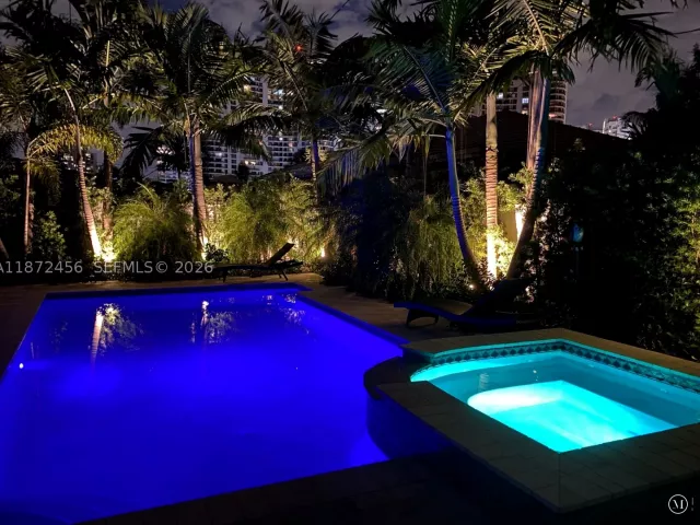 3-bedroom home for sale in Sunny Isles Beach - 343 190th St - MondialRealty