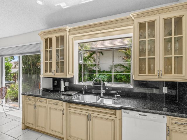 Home for rent at 2082 NW 56th Street - photo 6503566