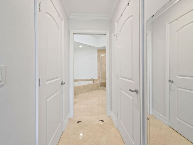 Apartment for rent  Unit #818 - photo 6513468