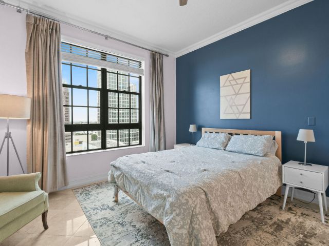 Apartment for rent  Unit #818 - photo 6513470