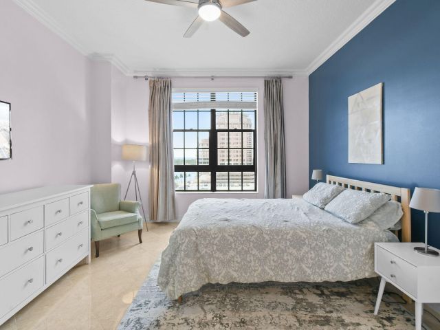 Apartment for rent  Unit #818 - photo 6513472