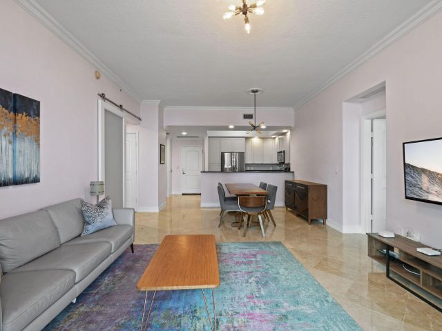 Apartment for rent  Unit #818 - photo 6513476