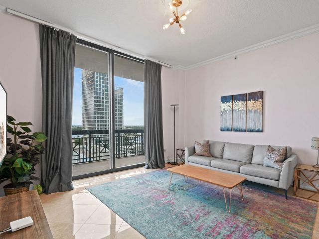 Apartment for rent  Unit #818 - photo 6513477