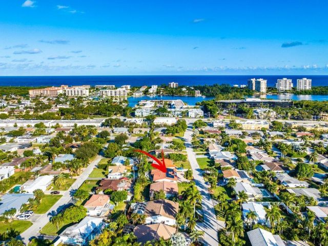 Home for sale at 451 NE 25th Terrace - photo 6537714