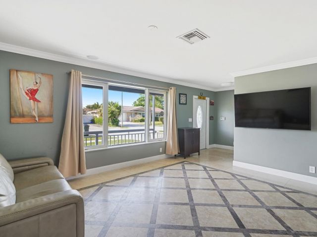 Home for sale at 257 SW 5th Street - photo 6503733