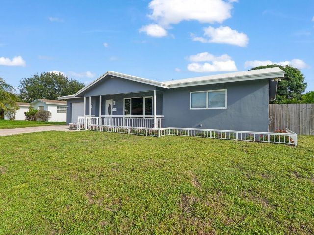 Home for sale at 257 SW 5th Street - photo 6503739