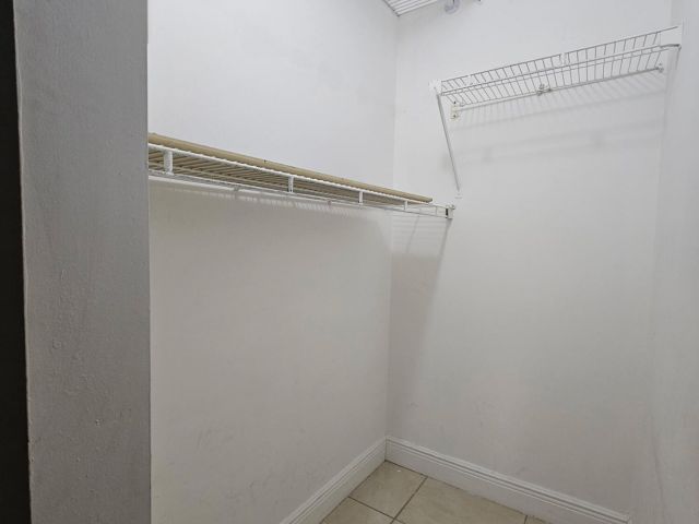 Home for rent at 297 NW 1 Avenue NW - photo 6549260